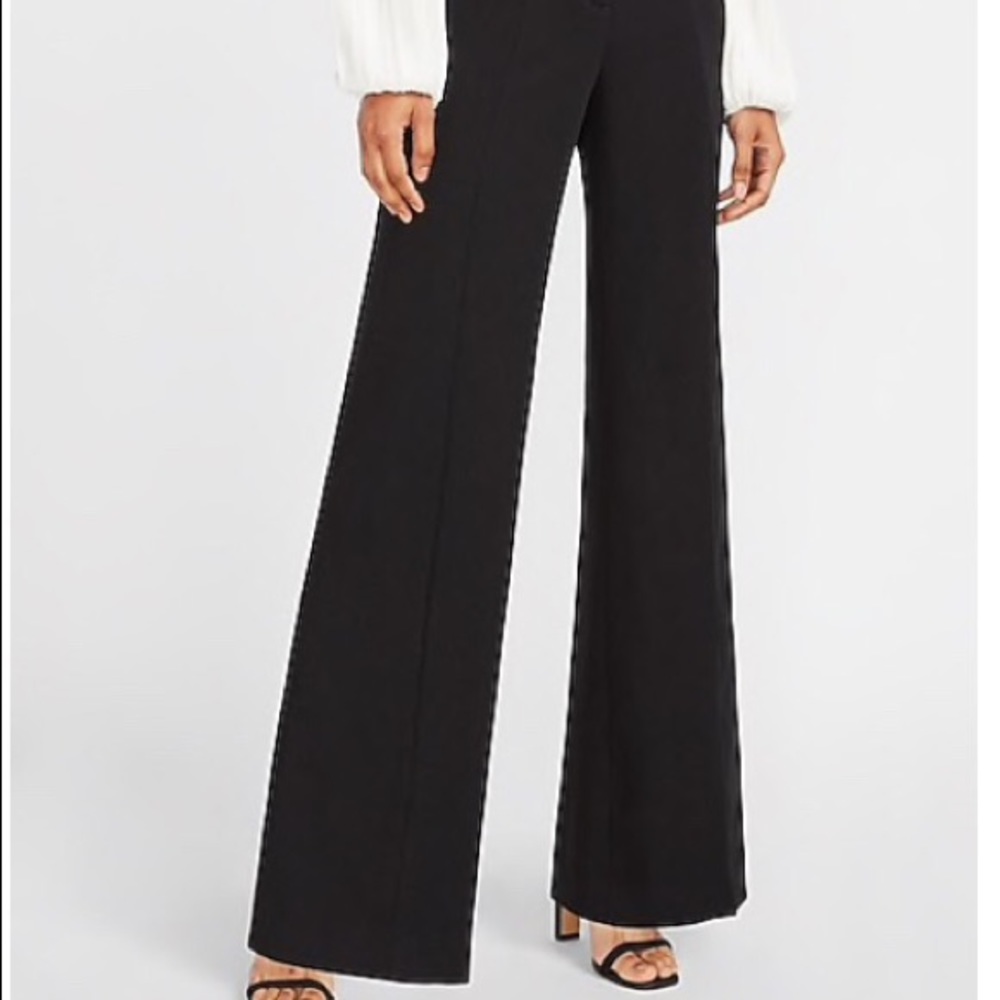 SALE! NWOT, Black wise leg high waisted pants💕